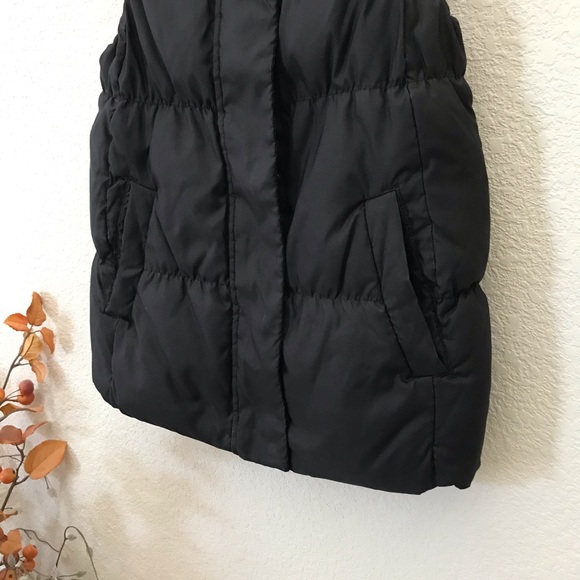Gap Puffer Vest - Picture 4 of 6